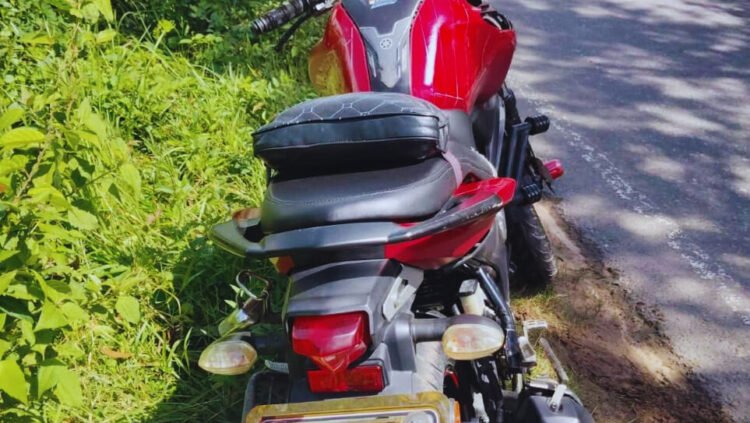 চকরিয়া মাইক্রোবাসের ধাক্কায় মোটরসাইকেল আরোহী নিহত