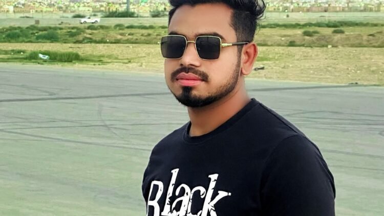 পারিবারিক সুত্রতার জেরে দুই ছেলের হামলায় বাবা ও ফুফু রক্তাক্ত