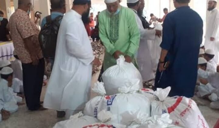 পাগলা মসজিদের দান বাক্সে এবার পাওয়া গেল ৩২ বস্তা টাকা