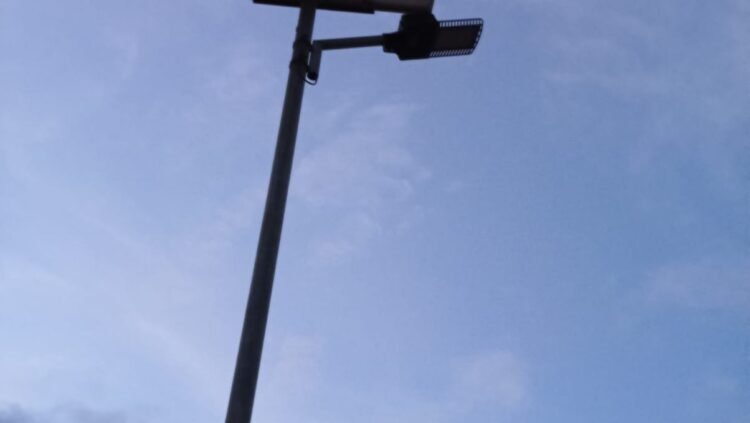 আত্রাই ব্রিজে ল্যাম্পপোস্ট থাকলেও সন্ধ্যার পর জ্বলে না আলো,,বাড়ছে দূর্ঘটনার ঝুকি