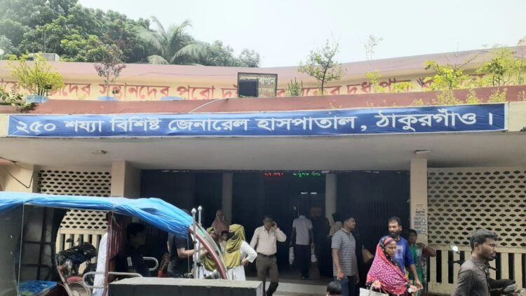 ঠাকুরগাঁওয়ে সাপের কামড়ে বাড়ছে মৃত্যুর সংখ্যা একমাত্র হাসপাতালেও নেই প্রতিষোধক