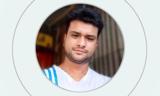 ফেসবুক ইনকামের খপ্পরে তরুণ প্রজন্ম: নৈতিক ও সামাজিক বিপর্যয়