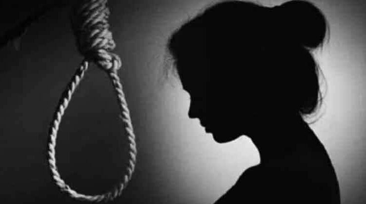 রাজবাড়ীর পাংশায় গলায় ফাঁস দিয়ে তরুনীর আত্মহত্যা