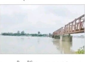 ভারি বর্ষন ও উজানের পানি আসায়  বন্যার আশঙ্কা
