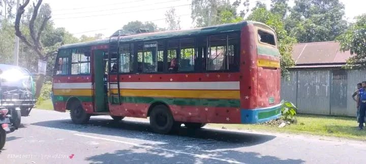 ‎শেরপুরের ঝিনাইগাতীতে বাস চাপায় পথচারী নিহত