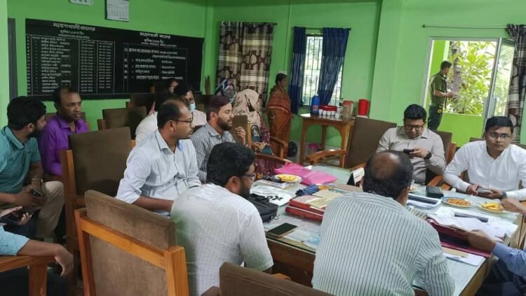 মহেশখালী কলেজ পরিদর্শনে উপজেলা নির্বাহী কর্মকর্তা, শিক্ষার মানোন্নয়নে গুরুত্বারোপ।