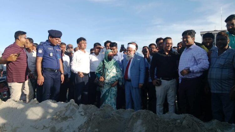 চীন সরকারের এক হাজার শয্যার হাসপাতালের জায়গা পরিদর্শনে স্বাস্থ্য উপদেষ্টা