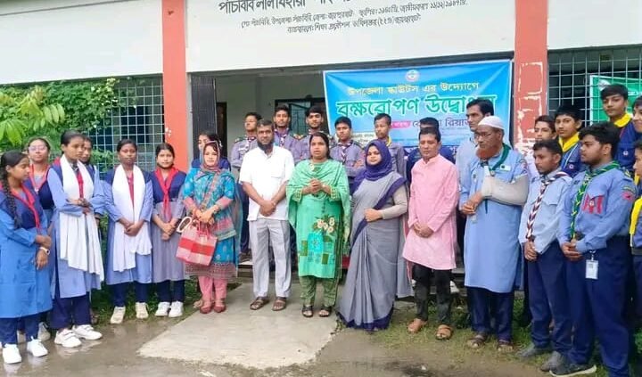 জয়পুরহাটের পাঁচবিবিতে স্কাউটের উদ্যোগে বৃক্ষ রোপন কর্মসূচীর উদ্বোধন