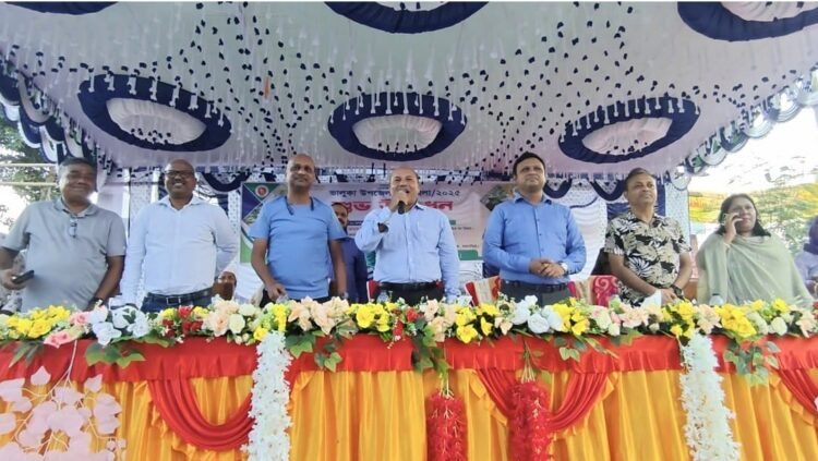 ভালুকা উপজেলায় বৃক্ষমেলা: পরিবেশ সুরক্ষা ও বৃক্ষরোপণে উৎসাহিত করার নতুন উদ্যোগ