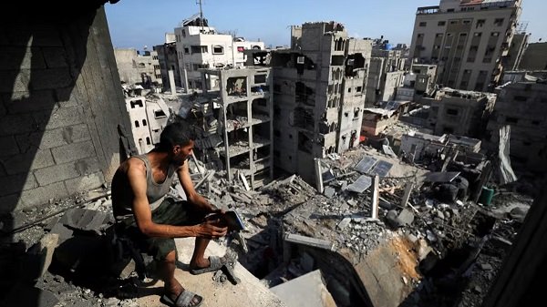 গাজা: প্রাণচঞ্চল নগরী থেকে আজ মৃতদের শহর