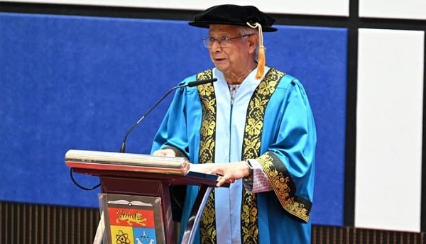 জনগণের হাতে ক্ষমতা হস্তান্তরে আমরা প্রতিশ্রুতিবদ্ধ: প্রধান উপদেষ্টা