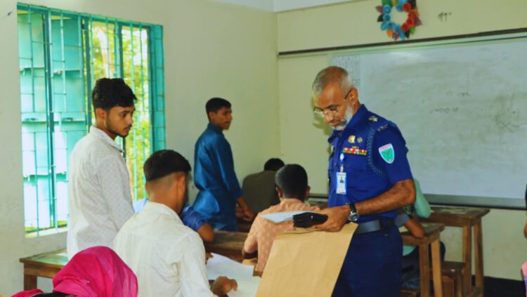 ট্রেইনি রিক্রুট কনস্টেবল (টিআরসি) নিয়োগ জুন-২০২৫ এর লিখিত পরীক্ষা অনুষ্ঠিত