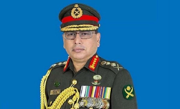 দেশের মানুষ এখন সেনাসদস্যদের দিকেই তাকিয়ে আছে: সেনাপ্রধান