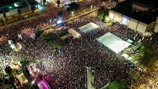 গাজা দখলের বিরুদ্ধে ইসরায়েলে নজিরবিহীন বিক্ষোভ, সৈন্যদের যুদ্ধে না যাওয়ার আহ্বান