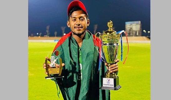 জাতীয় দলে খেলার স্বপ্ন নিয়ে এগিয়ে যাচ্ছেন রাব্বি