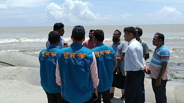 কুয়াকাটা মেরিন ড্রাই‌ভ প‌রিদর্শনে গিয়ে অ‌নিয়মের সত্যতা পেয়েছে দুদক