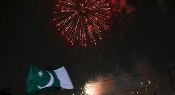 পাকিস্তানে এলোপাতাড়ি গুলি করে স্বাধীনতা দিবস উদযাপনে নিহত ৩