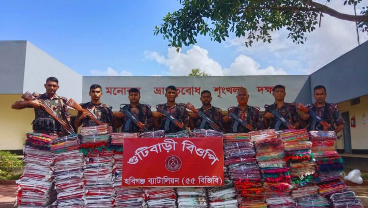 বিজিবি-সেনাবাহিনীর যৌথ অভিযানে সাড়ে ৪ কোটি টাকার ভারতীয় পণ্য জব্দ