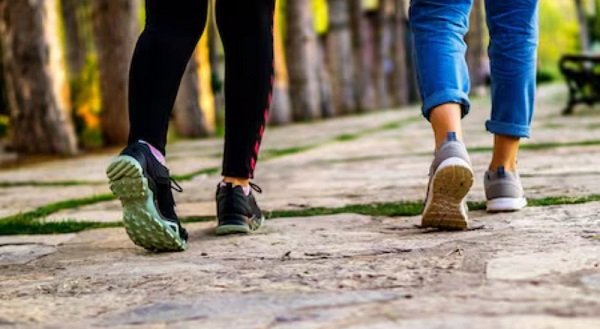 সুস্থতার জন্য হাঁটা: সপ্তাহে কত দিন ও কতক্ষণ হাঁটবেন?