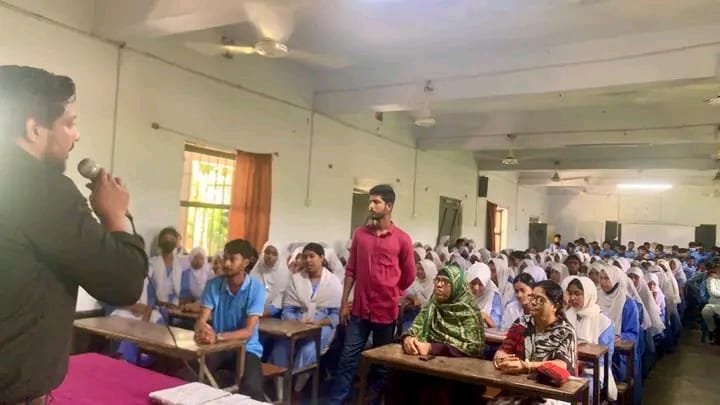 আক্কেলপুরে শিক্ষার্থীদের নিয়ে সচেতনতামূলক মতবিনিময় সভা অনুষ্ঠিত