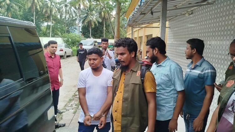 কুমিল্লা কোতয়ালী মডেল থানার চাঞ্চল্যকর মা ও মেয়ের হত্যা মামলার মূল আসামী গ্রেফতার প্রসঙ্গে