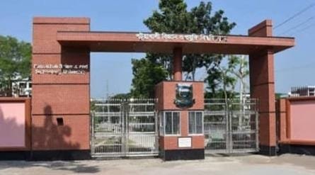 পটুয়াখালী ভার্সিটির, প্রফেসরের, প্রকাশিত সংবাদের প্রতিবাদ জানিয়েছেন