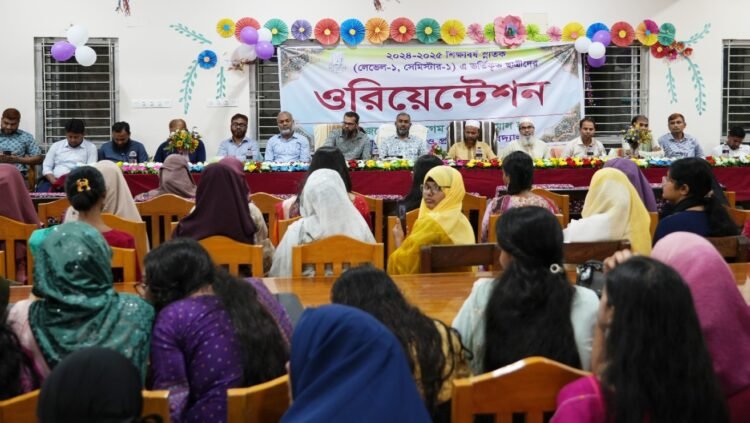 পটুয়াখালী ভার্সিটির, ছাত্রীহলে নবীনবরণ  অনুষ্ঠিত