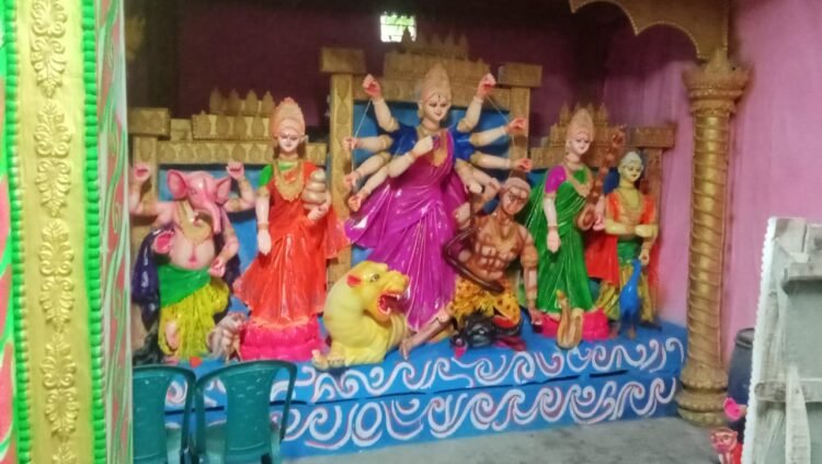 তজুমদ্দিনে ১৫ মণ্ডপে শারদীয় দুর্গোৎসব,প্রস্তুতি শেষ পর্যায়ে