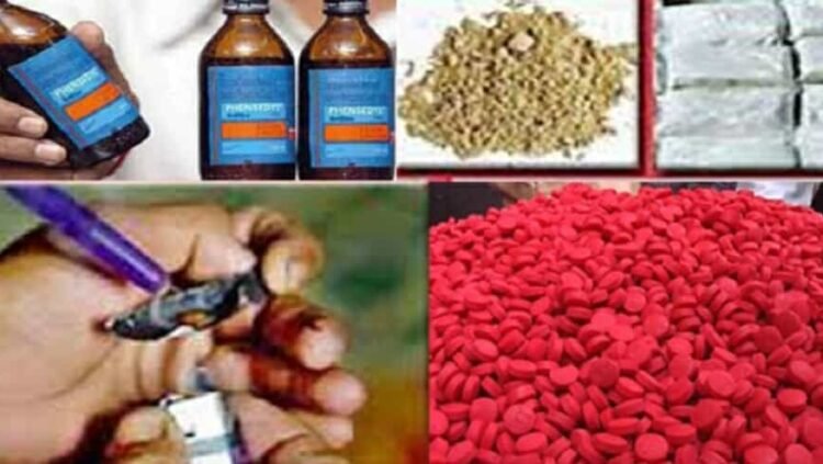 দুমকী উপজেলায়,  মাদকের ছড়াছড়ি: হাত বাড়ালেই মিলছে মাদক