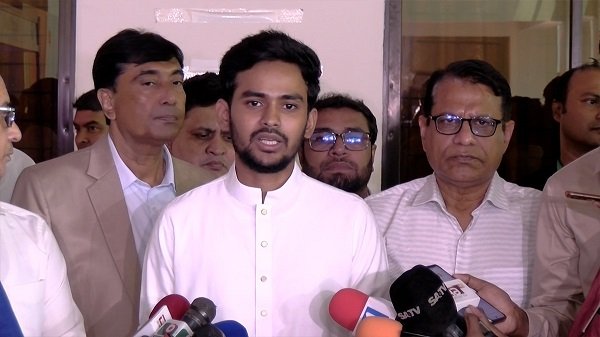 ডিসেম্বরে ভোট চাওয়া অনেকেই এখন নির্বাচন পেছানোর ষড়যন্ত্রে লিপ্ত: আসিফ মাহমুদ