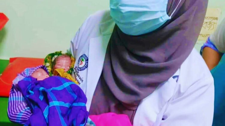 সেনবাগের গৃহবধূর ঢামেকে একসঙ্গে ছয় সন্তানের জন্ম