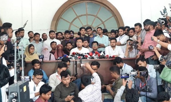 ডাকসু নির্বাচনে ঐক্যবদ্ধ শিক্ষার্থী জোটের বিশাল জয়: ভিপি সাদিক, জিএস ফরহাদ, এজিএস মহিউদ্দিন