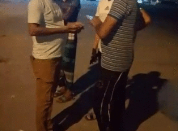 দুমকি  উপজেলায়, পায়রা সেতুতে ওজন স্কেলে কারচুপি চুক্তিতে ছাড় পাচ্ছে ওভারলোড ট্রাক