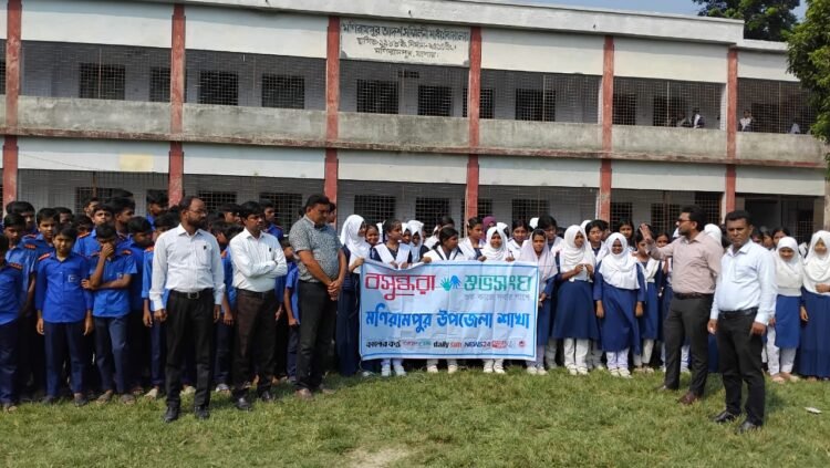 মনিরামপুরে বসুন্ধরা-শুভসংঘের উদ্যোগে শিক্ষার্থীদের স্বাস্থ্য সচেতনতা বিষয়ক আলোচনা সভা