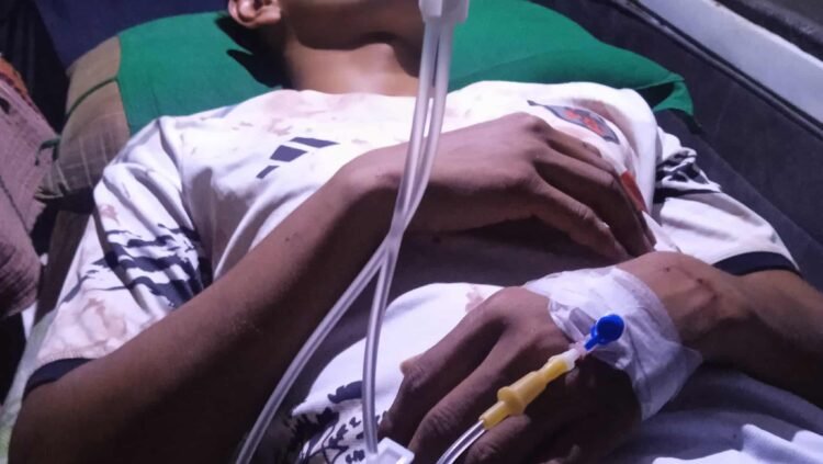 নাটোরের নলডাঙ্গায় প্রতিপক্ষকে কুপিয়ে জখম