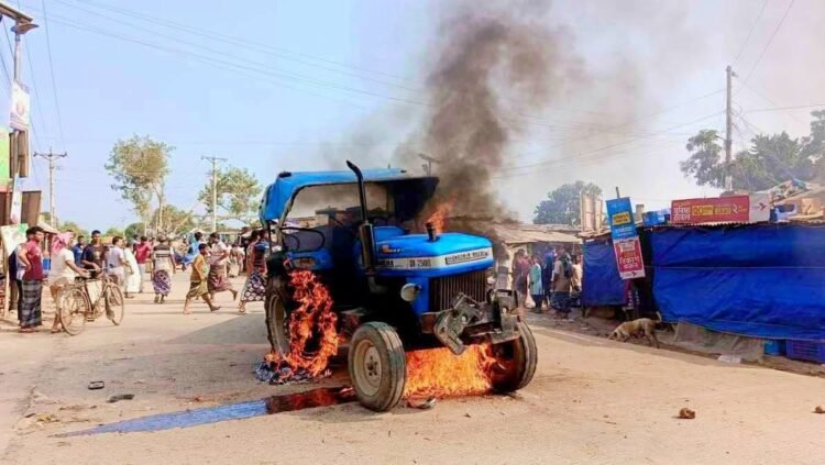 নওগাঁর পোরশায় সড়ক দুর্ঘটনায় হাবিব নামে এক  স্কুল ছাত্রের মৃত্যু