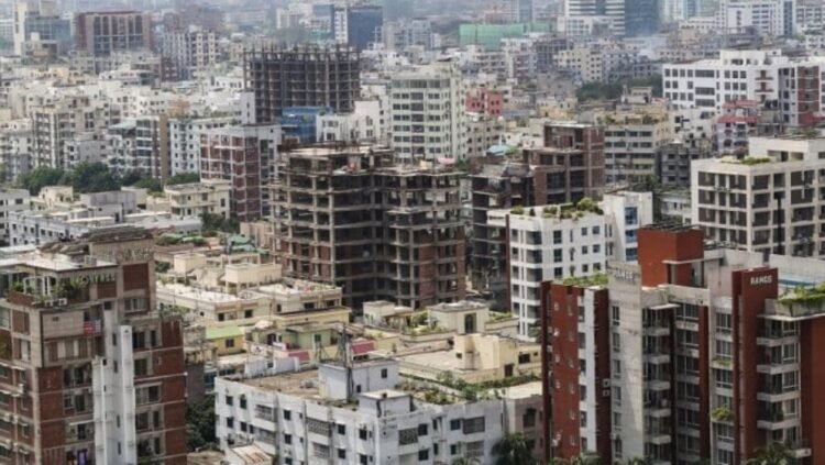 ডিসিসিআই জরিপ  ঢাকাবাসীর মাথাপিছু আয় ৬,২৪,৭২৩ টাকা