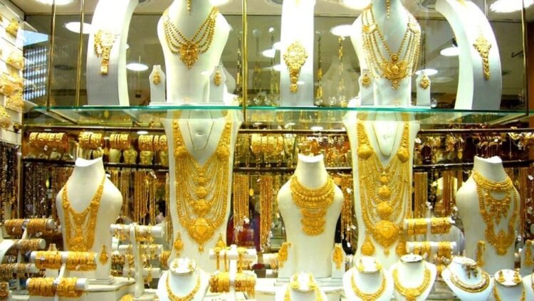 ৫ কারণে দাম বাড়ছে স্বর্ণের