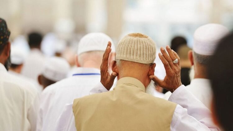 টুপি না পরলে গুনাহ হবে কি!