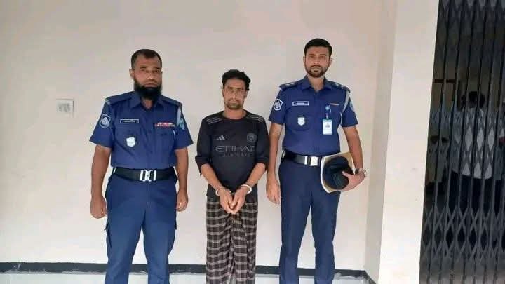 চন্ডিপুরে জোড়া খুনের সন্দেহভাজন আসামি পুলিশের হাতে