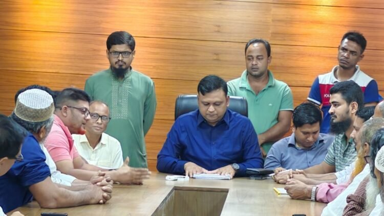 ভরাডোবার কৃষিজমি দূষণে ৩৩ কোটি টাকার ক্ষতি: শিল্পবর্জ্য রোধে প্রশাসনের হস্তক্ষেপ চেয়ে কৃষকদের ৫ দফা দাবি