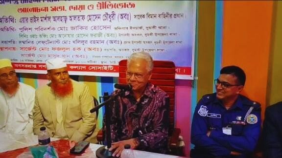 দুমকি উপজেলায়, সশস্র বাহিনী দিবস উপলক্ষে আলোচনা সভা সশস্র বাহিনী দিবস আমাদের ঐক্য,সাহস ও দেশপ্রেম শেখায়— আলতাফ হোসেন চৌধুরী