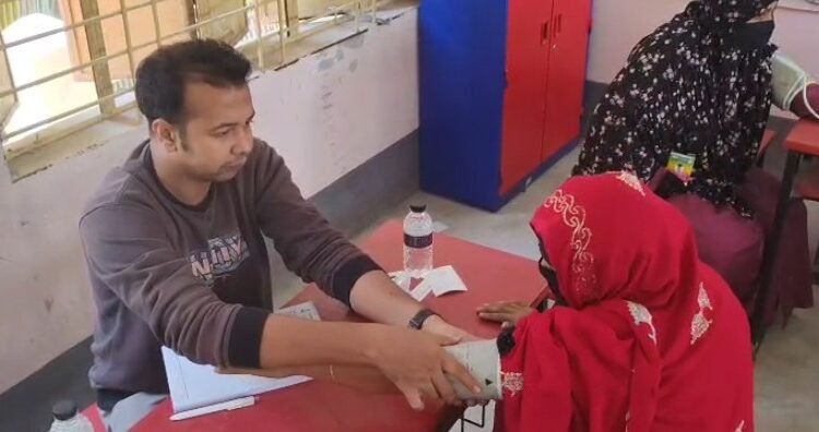 ঝালকাঠির রাজাপুরে বিএনপি নেতার উদ্যোগে দিনব্যাপী ফ্রি মেডিকেল ক্যাম্প