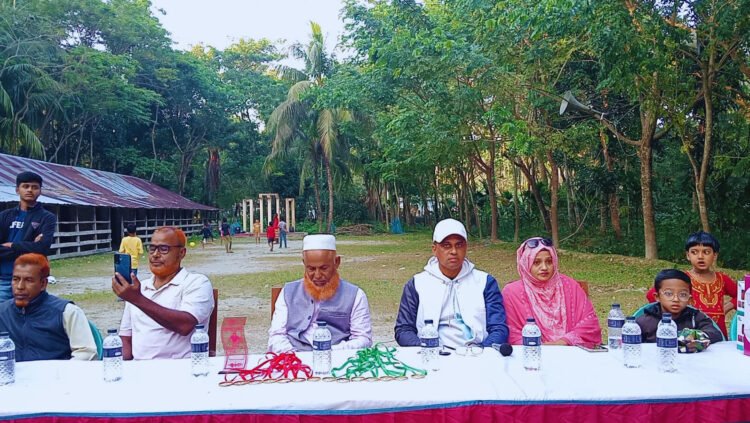 আলহাজ্ব কালু হাওলাদার স্মৃতি ফুটবল টুর্নামেন্টের জমজমাট ফাইনাল: চ্যাম্পিয়ন ব্রাদার্স একাদশ