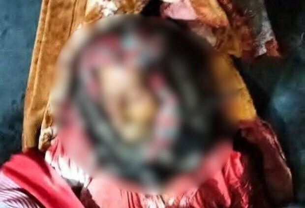 পাবনায় নামাজরত অবস্থায় বাবাকে কুপিয়ে হত্যা, ছেলে আটক