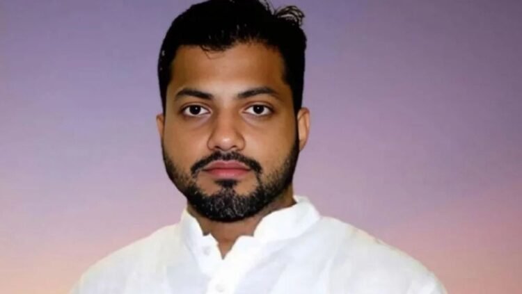 নির্বাচনে ঢাকা-৬ আসন থেকে বিএনপির প্রার্থী হয়ে লড়বেন ইশরাক হোসেন