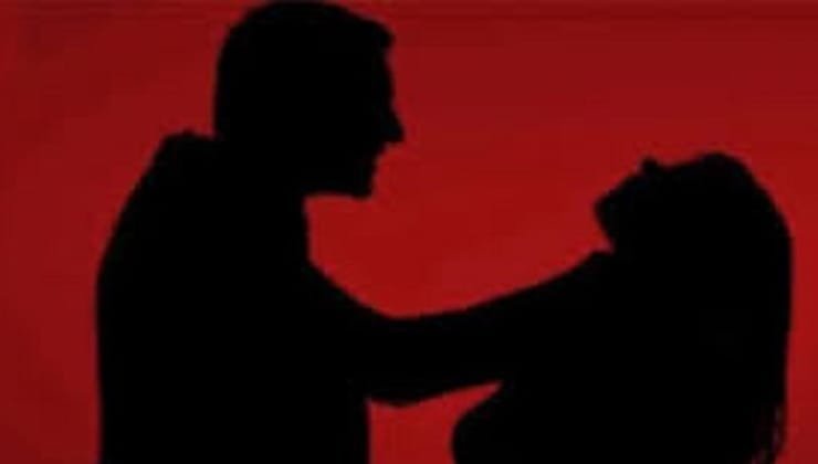 তাড়াইলে মানসিক ভারসাম্যহীন ছেলের হাতে মা খুন