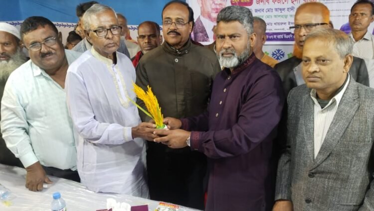 নওগাঁয় সাতশতাধিক সনাতন ধর্মাবলম্বী মানুষ বিএনপিতে যোগদান