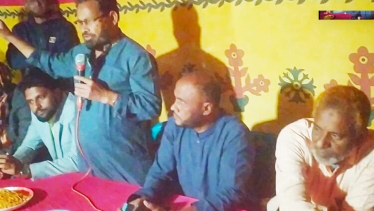 রায়গঞ্জে সনাতন ধর্মাবলম্বীদের সঙ্গে বিএনপি নেতা ভিপি আইনুল হক এর মতবিনিময়