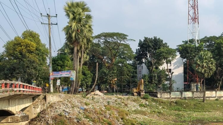 নান্দাইলে শিক্ষাপ্রতিষ্ঠান ও থানার পাশে পৌরসভার গার্বেজ পয়েন্ট নির্মাণ: স্বাস্থ্যঝুঁকি নিয়ে জনমনে ক্ষোভ